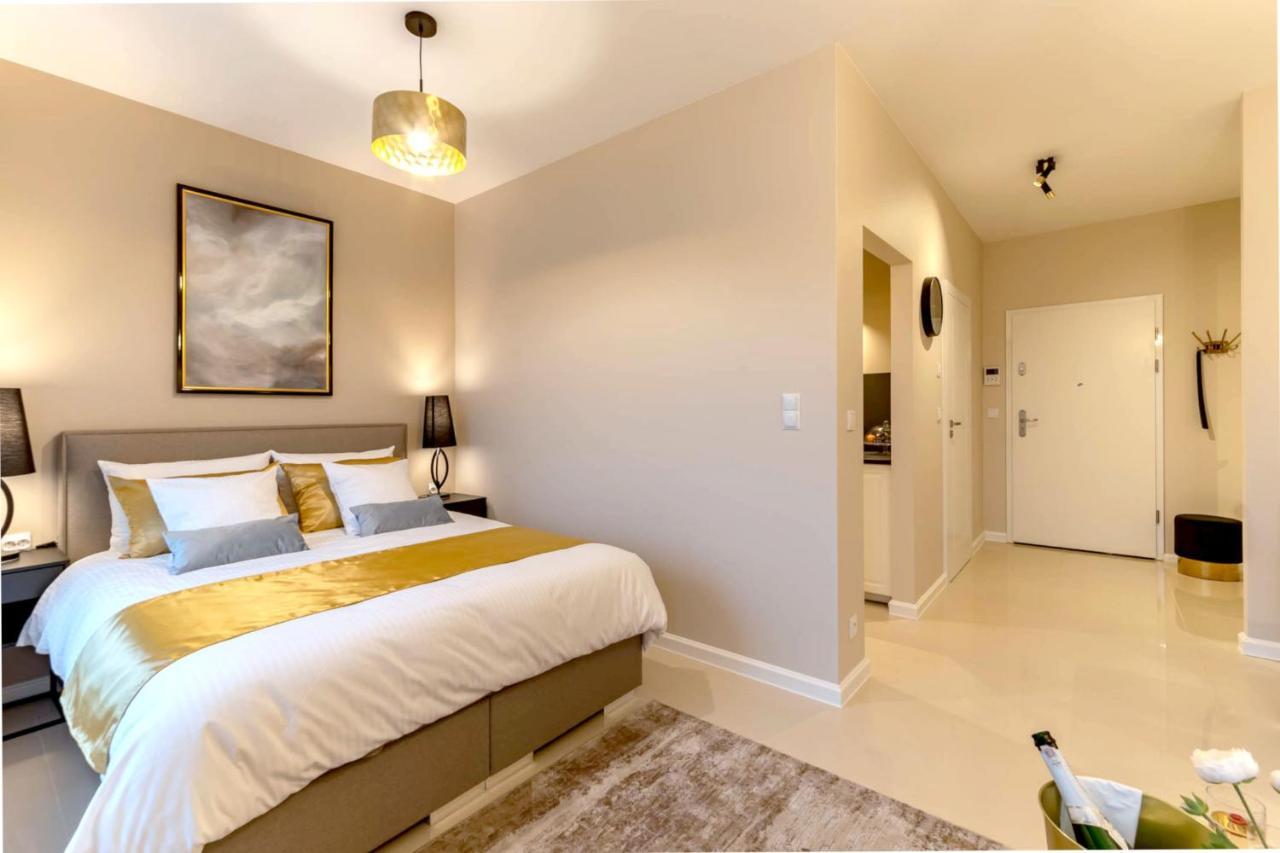 Champagne Apartment Gdansk